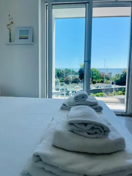 Marina House Rome Airport - Sea View Apartment Fiumicino